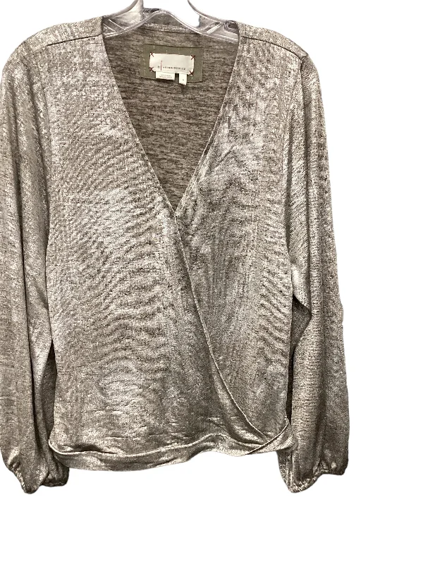 Top Long Sleeve By Anthropologie In Silver, Size: M