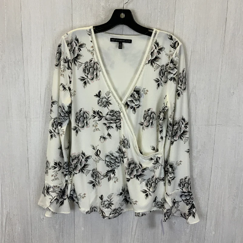 Top Long Sleeve By White House Black Market In White, Size: M