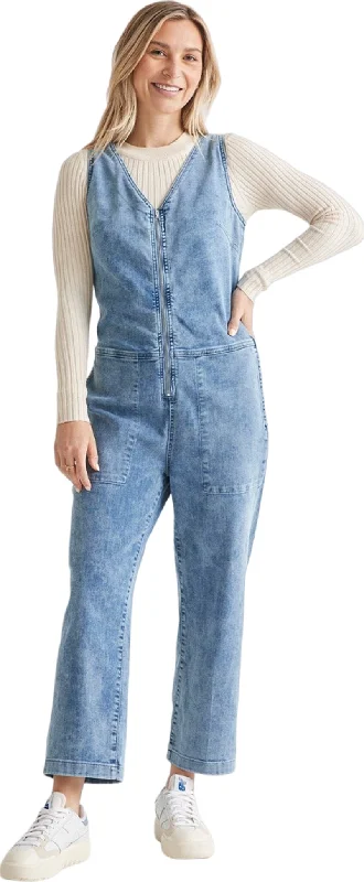 Performance Denim Jumpsuit - Women's|-|Combinaison de performance en Denim - Femme