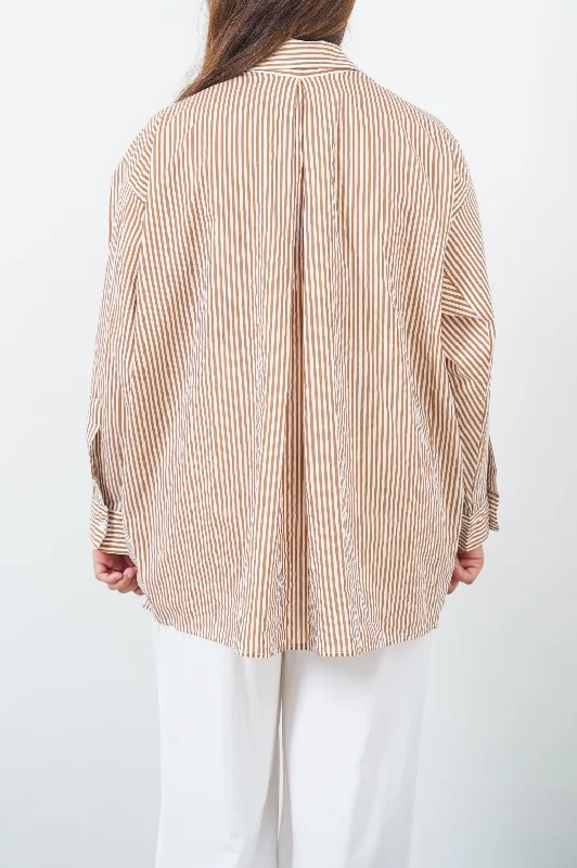 SLOUCHY BUTTON DOWN