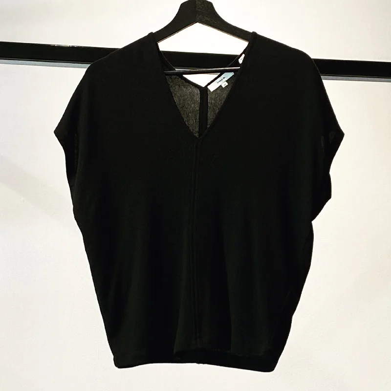 Vince Double V-Neck Popover/last one in xxs